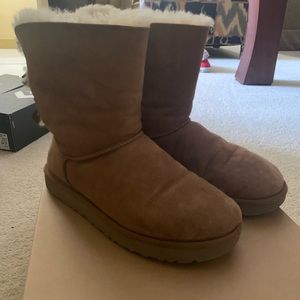 Brown bow ugg boots
